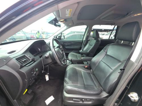 Used 2019 Honda Pilot Touring image 7