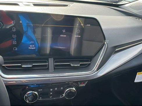 New 2026 Chevrolet Trax ACTIV w/ Sunroof Package image 25