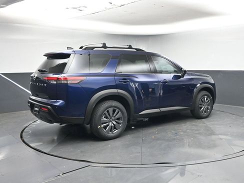 New 2026 Nissan Pathfinder SV image 5