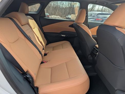 New 2026 Lexus RX 450h AWD image 11