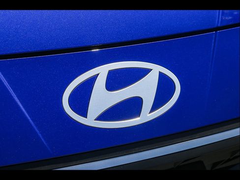 Certified 2026 Hyundai Elantra Sport FWD image 7