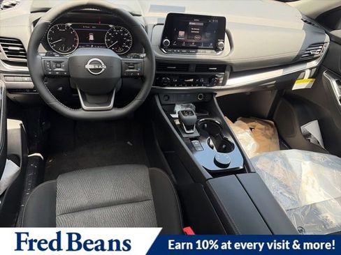 New 2026 Nissan Rogue SV w/ Cold Weather Package AWD/4WD image 11