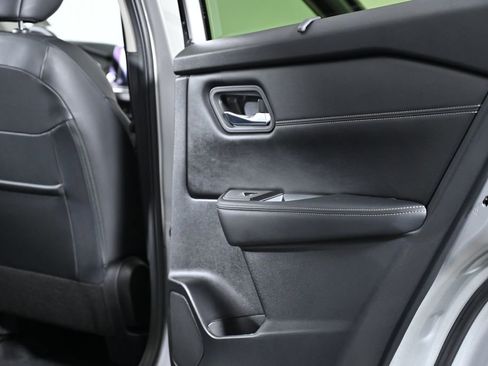 Certified 2024 Nissan Rogue SV w/ SV Premium Package image 36