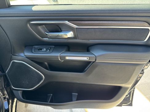 Used 2025 RAM 1500 Laramie image 16