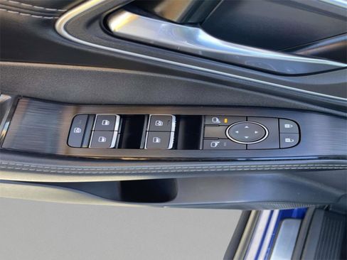 Used 2023 Nissan Rogue Platinum w/ Platinum Premium Package image 22