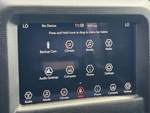 Used 2018 Jeep Wrangler Unlimited Sahara AWD/4WD image 25