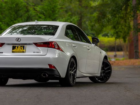 Used 2016 Lexus IS 350 w/ F Sport Package RWD image 27