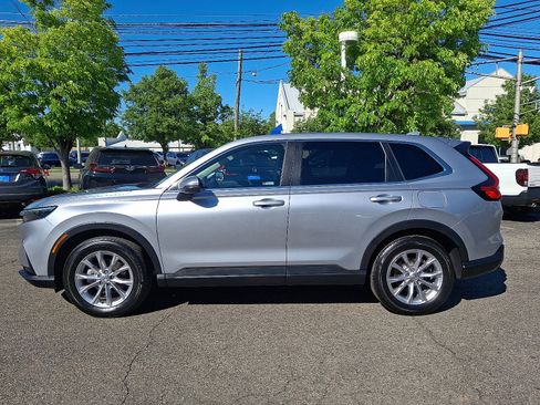 Used 2023 Honda CR-V EX image 10
