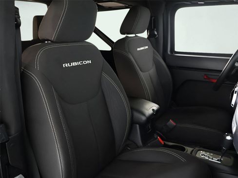 Used 2015 Jeep Wrangler Rubicon image 23