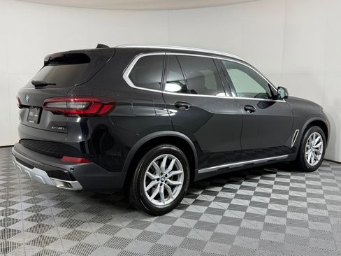 Used 2023 BMW X5 xDrive40i w/ Premium Package image 9