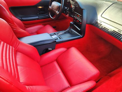 Used 1994 Chevrolet Corvette Base image 18