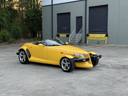 Used 2000 Plymouth Prowler image 5