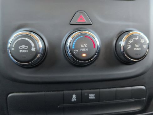 Used 2018 RAM 1500 Express w/ Express Value Package image 21