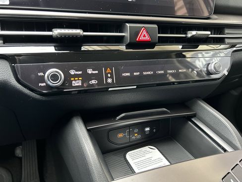 New 2026 Kia Sportage AWD Hybrid image 22