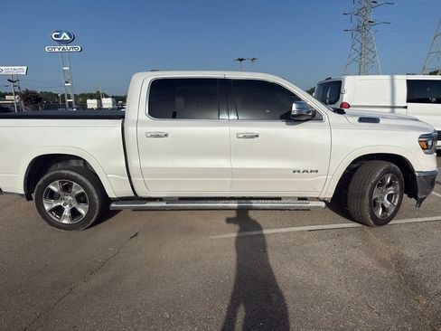 Used 2020 RAM 1500 Laramie AWD/4WD image 1
