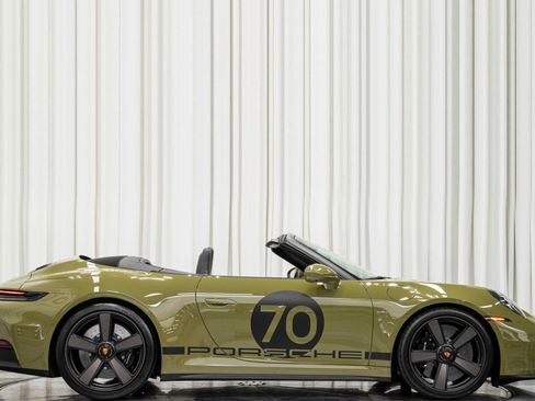 Used 2026 Porsche 911 GTS image 2