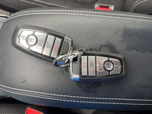 Used 2023 Ford Escape Active w/ Tech Pack #1 AWD/4WD image 12
