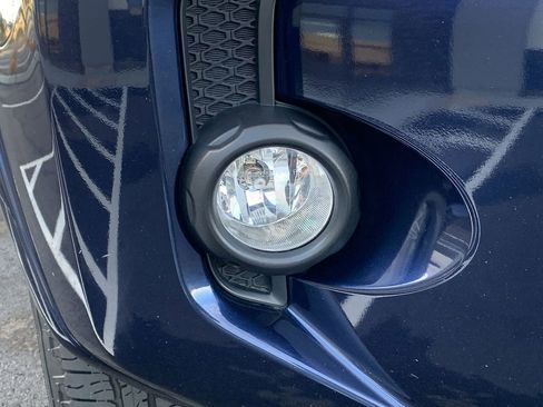 Used 2016 Toyota 4Runner SR5 Premium image 10