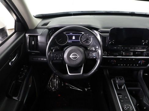 Used 2023 Nissan Pathfinder SL image 35