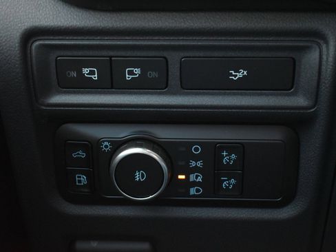 Used 2024 Ford F150 XLT w/ Equipment Group 302A MID image 18