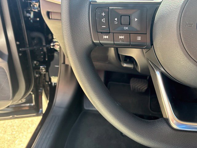 Used 2026 Nissan Kicks S FWD image 22