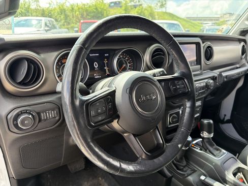 Used 2018 Jeep Wrangler Unlimited Sport S AWD/4WD image 18
