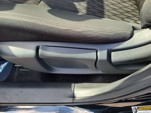Used 2020 Nissan Rogue S w/ Special Edition Package FWD image 20
