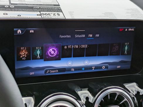 New 2025 Mercedes-Benz GLA 250 4MATIC image 14