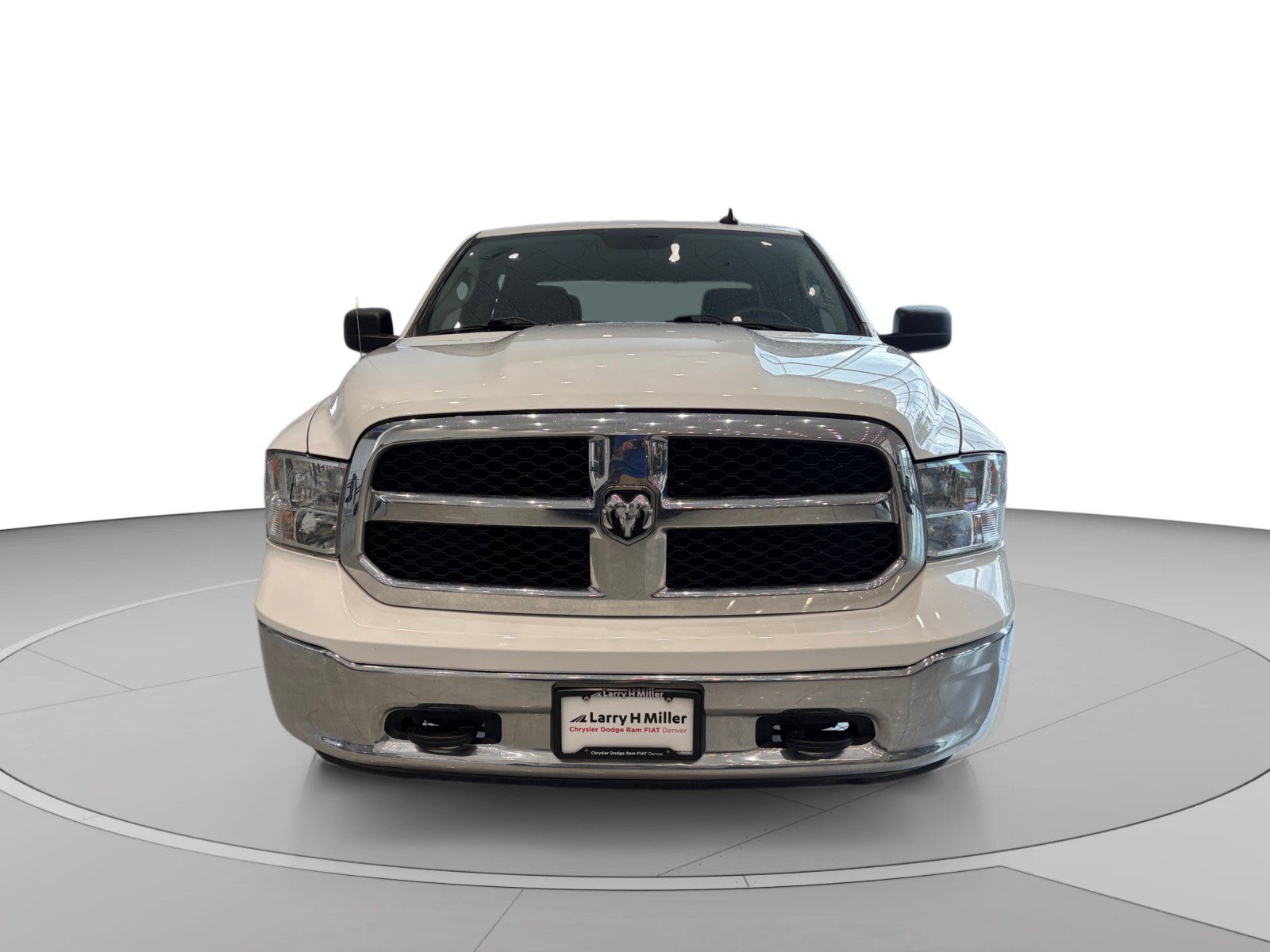 Used 2022 RAM 1500 Classic SLT w/ Electronics Group AWD/4WD image 3