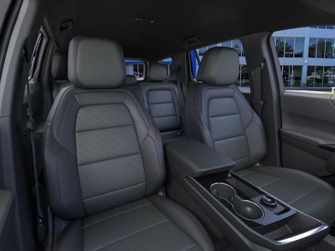 New 2026 Chevrolet Equinox LT image 16