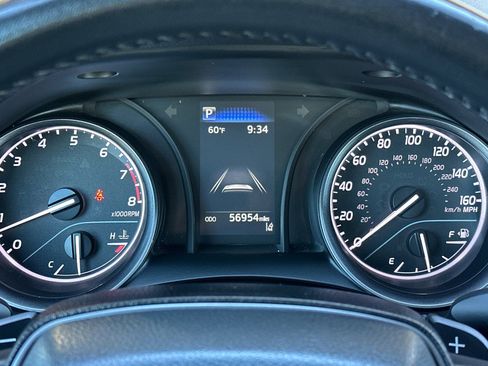 Used 2023 Toyota Camry SE FWD image 18
