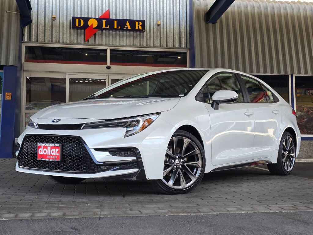 Used 2024 Toyota Corolla SE w/ SE Package FWD image 1