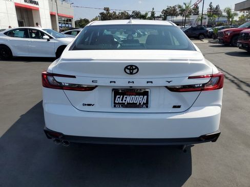 New 2026 Toyota Camry SE image 4