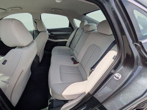 New 2026 Hyundai Sonata SEL FWD image 13