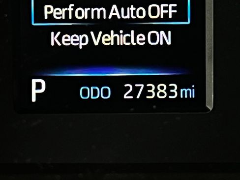 Used 2023 Toyota Tundra Limited w/ TRD Off-Road Package AWD/4WD image 15