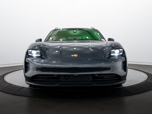 Certified 2024 Porsche Taycan GTS image 10