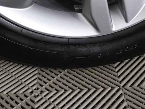 Used 2025 Acura MDX SH-AWD image 22