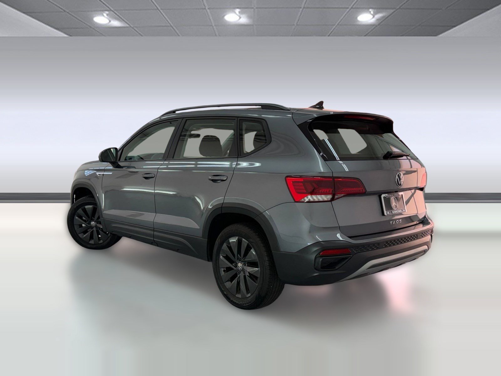Used 2023 Volkswagen Taos S w/ Driver Assistance Package FWD image 3