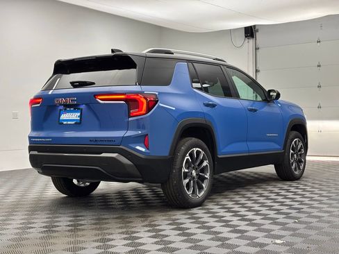 New 2026 GMC Terrain Elevation w/ Elevation Premium Package AWD/4WD image 9