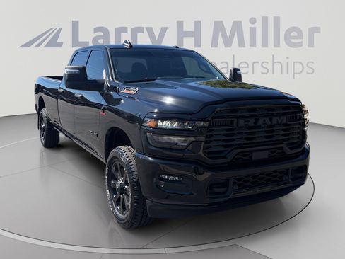 Used 2026 RAM 3500 Big Horn AWD/4WD image 7