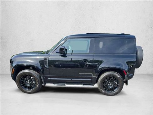 Used 2022 Land Rover Defender 90 X-Dynamic S AWD/4WD image 8