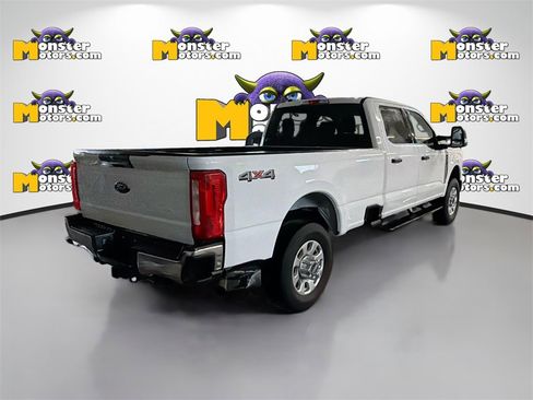 Used 2024 Ford F350 XLT image 21