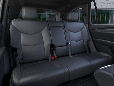 New 2025 Cadillac XT6 Luxury image 17