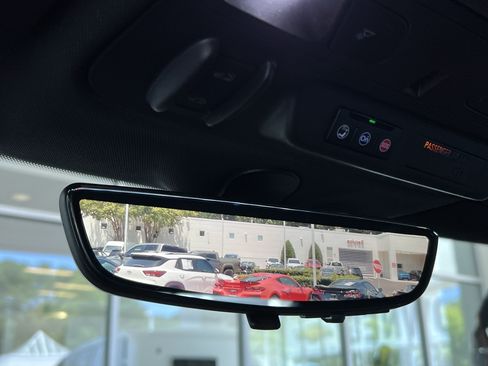Used 2023 Chevrolet Camaro ZL1 RWD image 27
