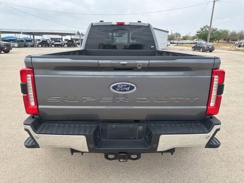 Used 2024 Ford F350 Lariat w/ FX4 Off-Road Package image 7