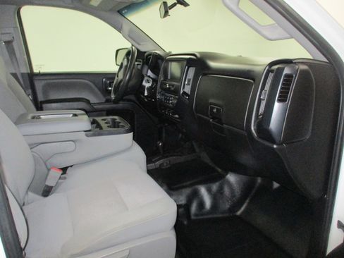 Used 2017 Chevrolet Silverado 2500 W/T image 13