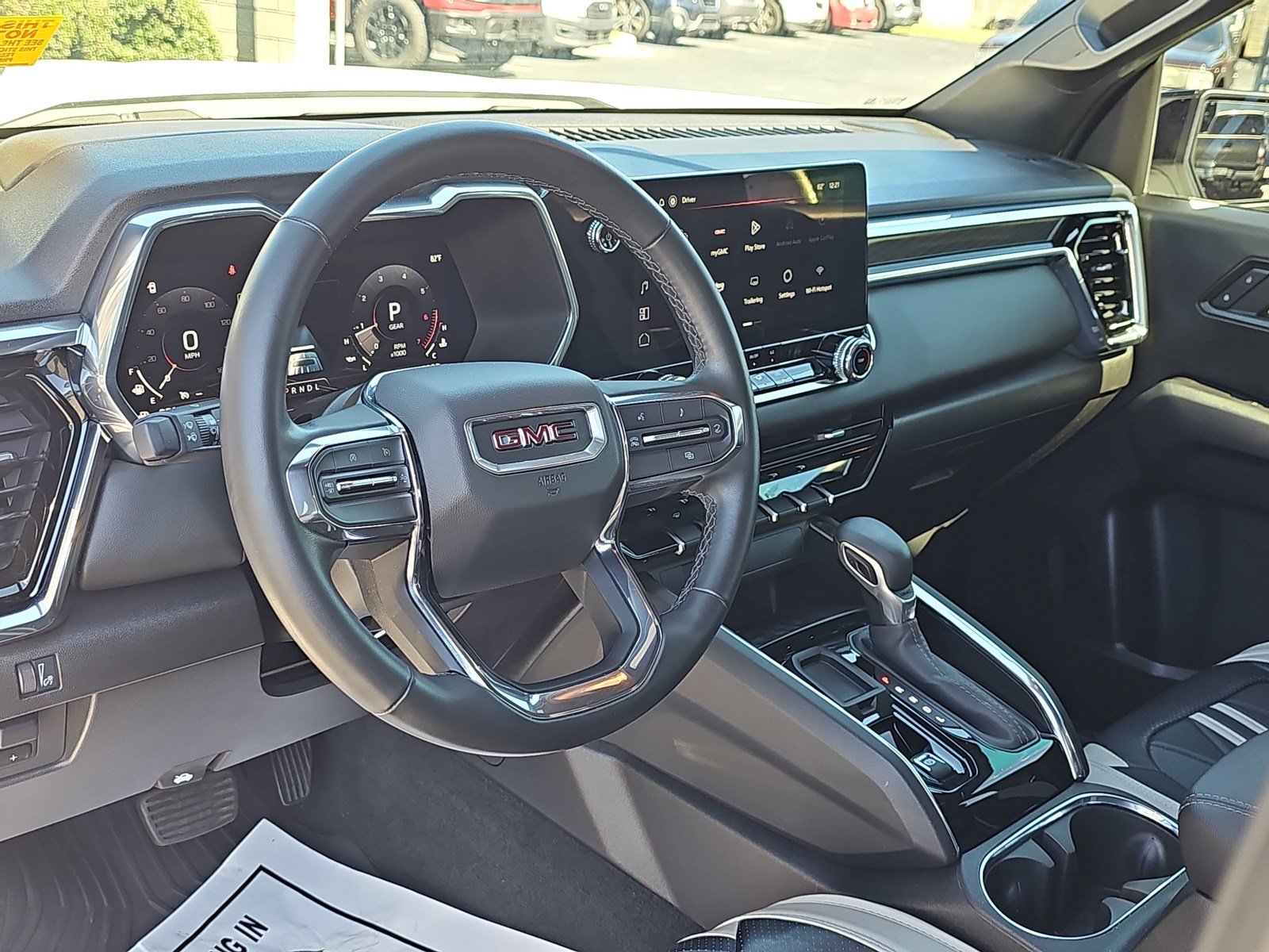 Used 2025 GMC Canyon Elevation RWD image 15