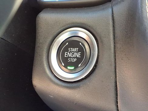 Used 2024 Chevrolet Tahoe Premier w/ Premium Package 2 image 24