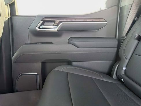 New 2026 GMC Sierra 1500 SLT w/ SLT Premium Plus Package AWD/4WD image 14