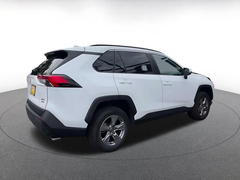 Used 2025 Toyota RAV4 XLE w/ Convenience Package AWD/4WD image 15